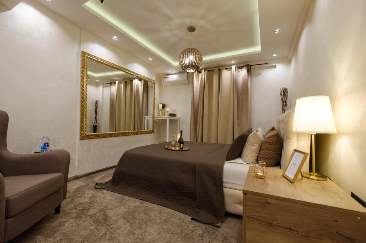 Central Business Apartments Jacuzzi Belgrade Exterior photo